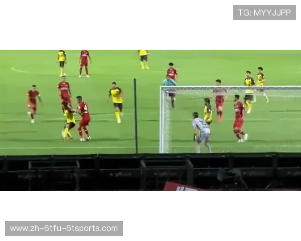 足球比赛中的精准传中与门前进攻 足球比赛中的精准传中与门前进攻